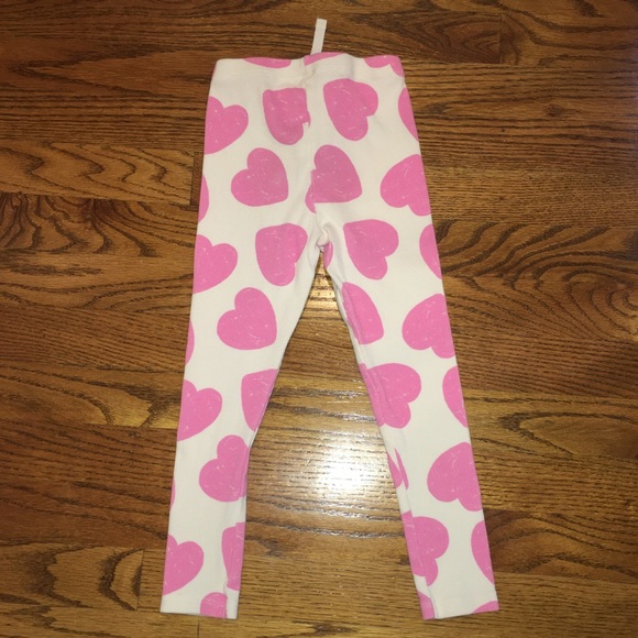 Zara Heart Sweatshirt and Leggings - Picture 7 of 10